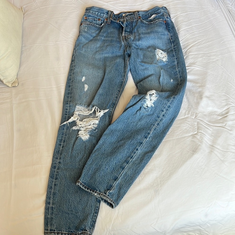 Levi’s Wedgie fit jeans